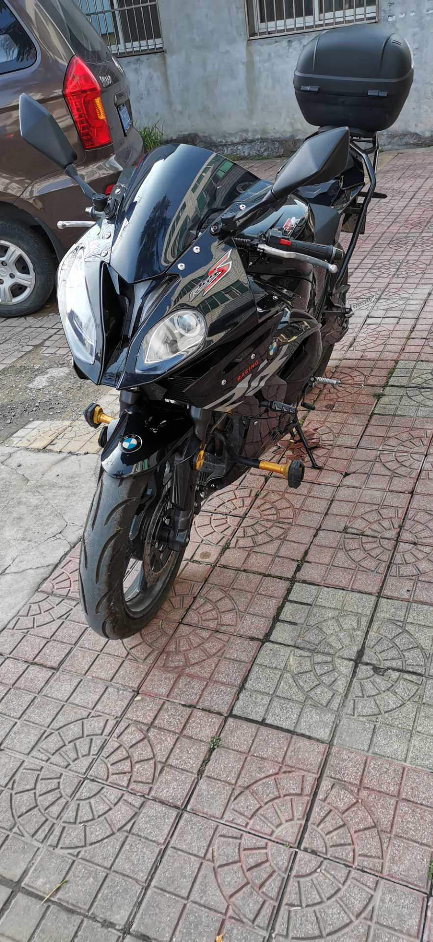 手续齐全，只跑了一千多公里，排量500CC